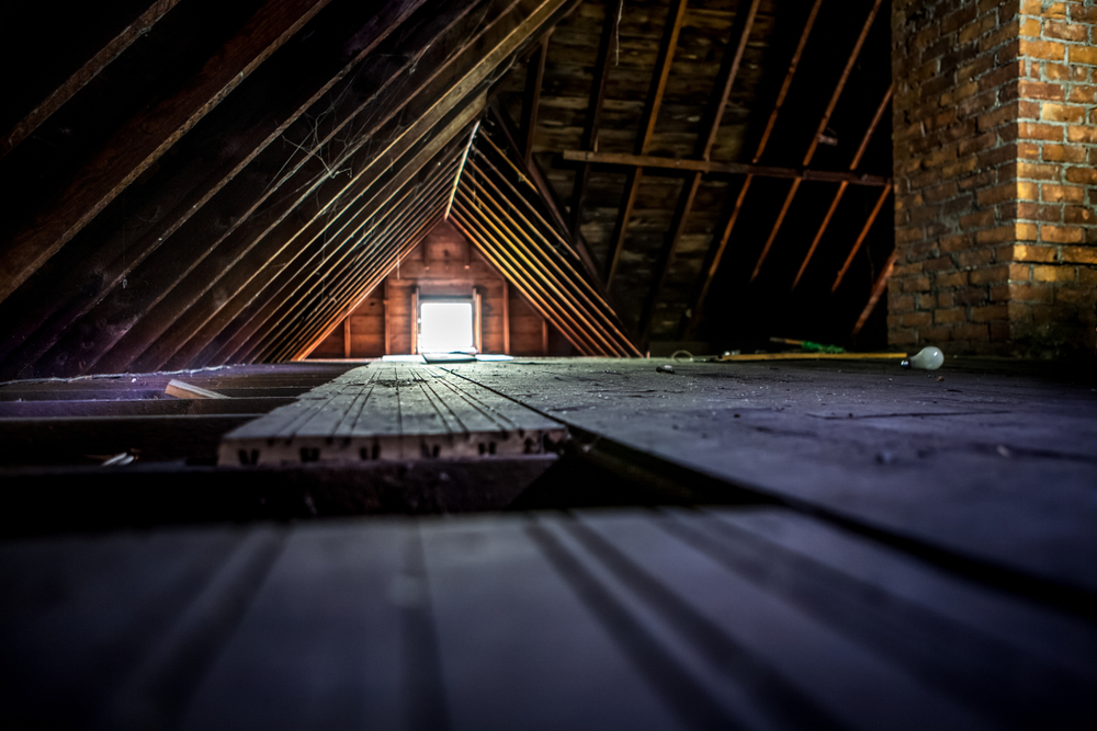 Image of an attic that does not have air sealing